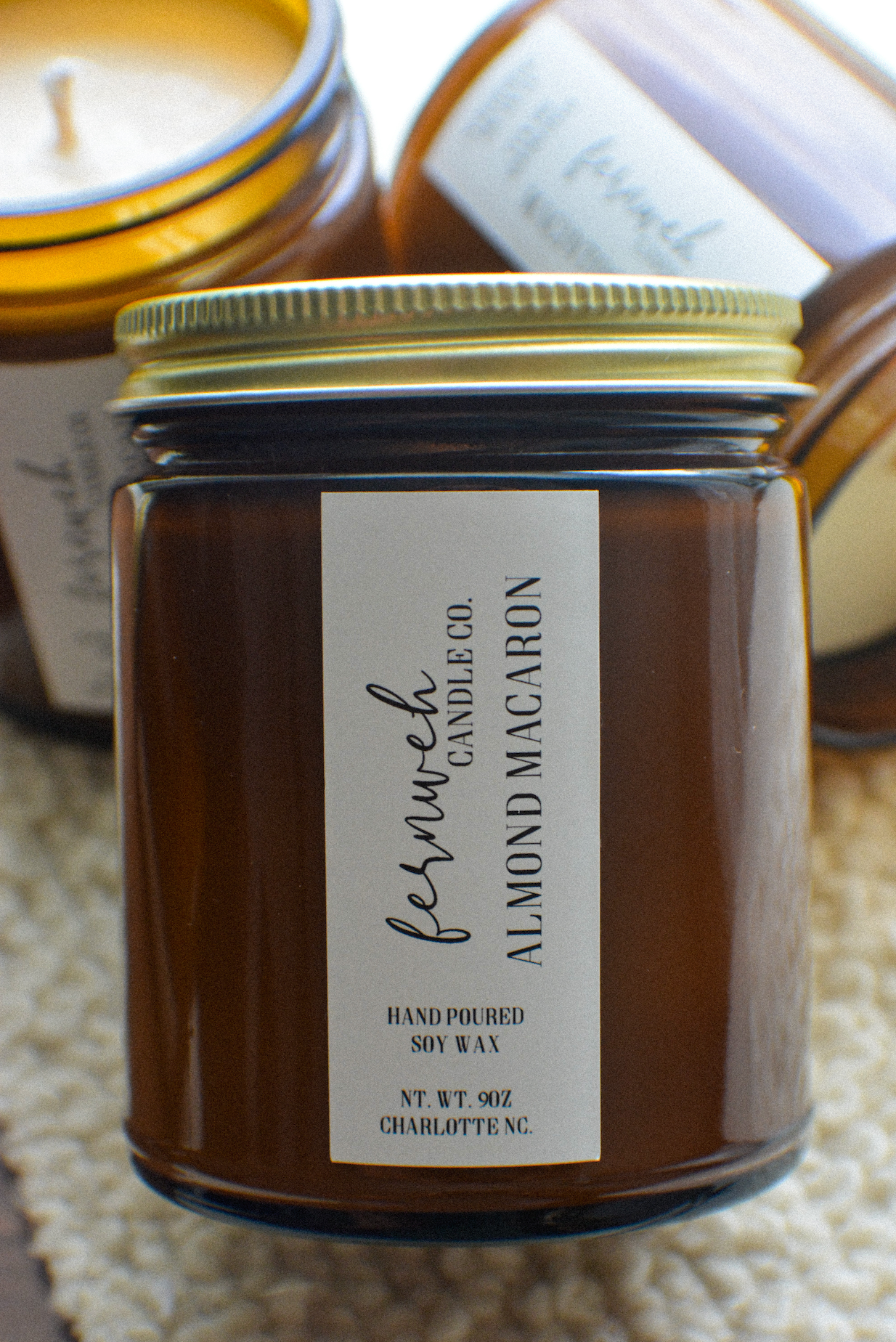 almond macaron